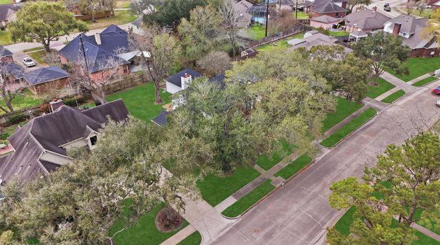 4014 S Sandy Court, Missouri City, TX 77459