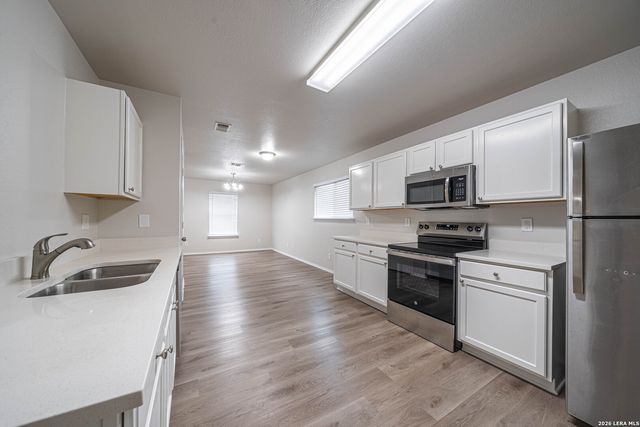 8915 Mission Meadow, San Antonio, TX 78223