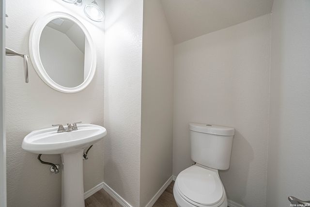 8915 Mission Meadow, San Antonio, TX 78223