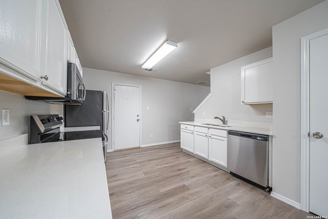 8915 Mission Meadow, San Antonio, TX 78223