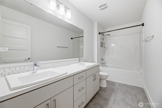 23107 70TH Street E, Buckley, WA 98321