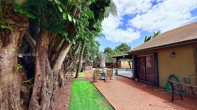 7531 SW 95th Pl. 0, Miami, FL 33173