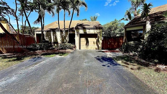 7531 SW 95th Pl. 0, Miami, FL 33173