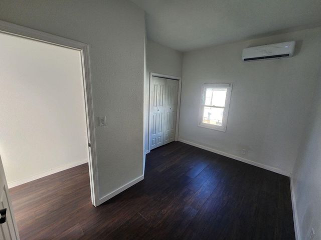 2203 N National Avenue, Springfield, MO 65803