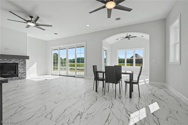 6115 Century Boulevard, Canfield, OH 44406