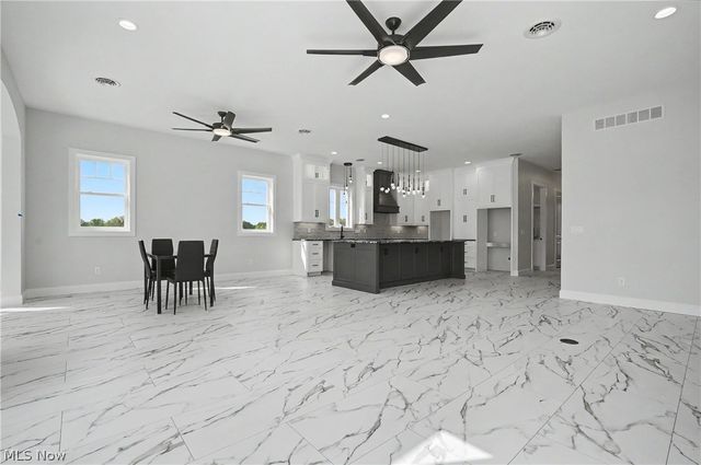 6115 Century Boulevard, Canfield, OH 44406