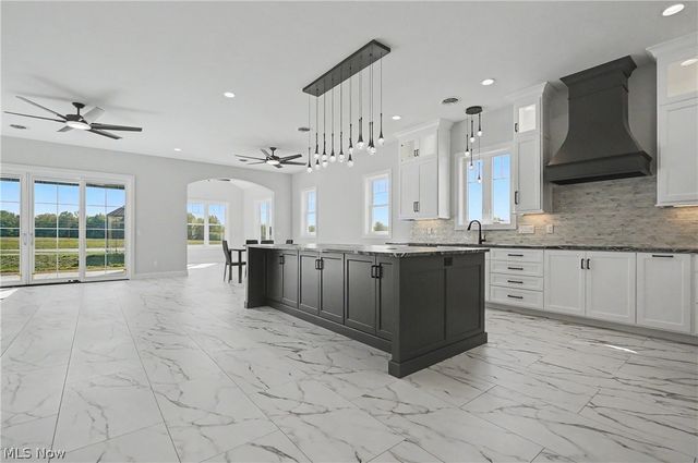 6115 Century Boulevard, Canfield, OH 44406