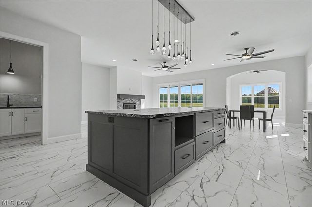6115 Century Boulevard, Canfield, OH 44406