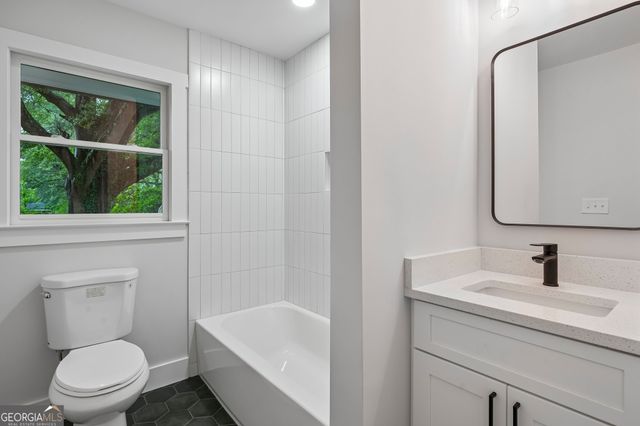24 Mobley Drive SE, Atlanta, GA 30315