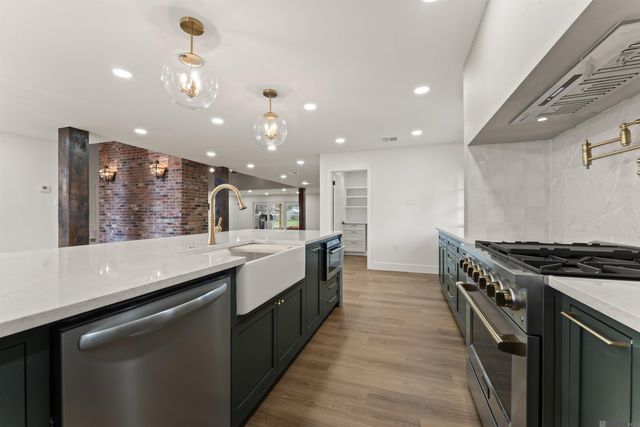 5812 Georgetown Ave, Baton Rouge, LA 70808