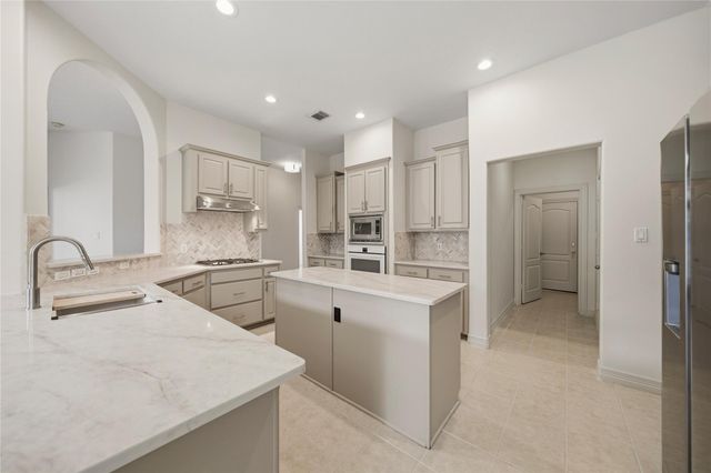 43 Pebble Beach Court, Jersey Village, TX 77064
