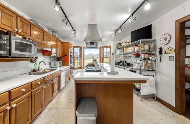 390 Paradise Ln, Mulberry, TN 37359