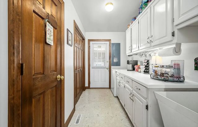 390 Paradise Ln, Mulberry, TN 37359