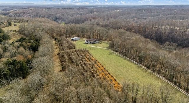 390 Paradise Ln, Mulberry, TN 37359