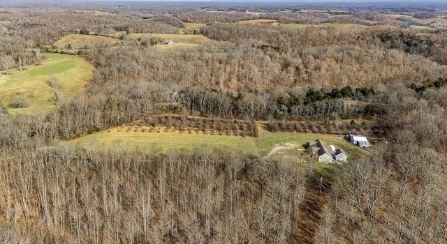 390 Paradise Ln, Mulberry, TN 37359