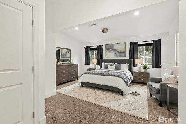 381 E Island Lake Drive, Shelton, WA 98584