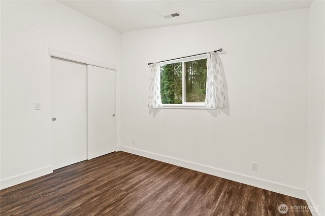 381 E Island Lake Drive, Shelton, WA 98584