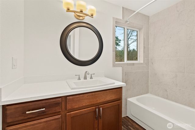 381 E Island Lake Drive, Shelton, WA 98584