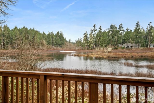 381 E Island Lake Drive, Shelton, WA 98584