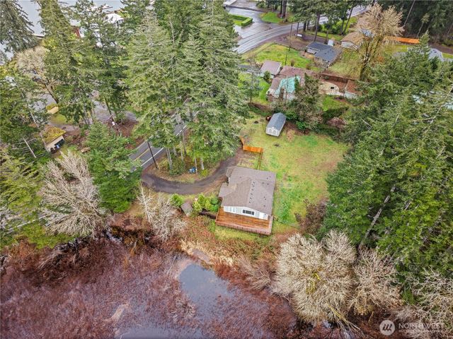 381 E Island Lake Drive, Shelton, WA 98584