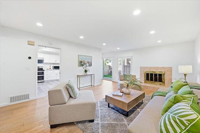 655 Libra Lane, Foster City, CA 94404