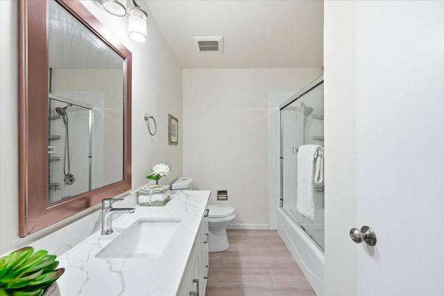 655 Libra Lane, Foster City, CA 94404