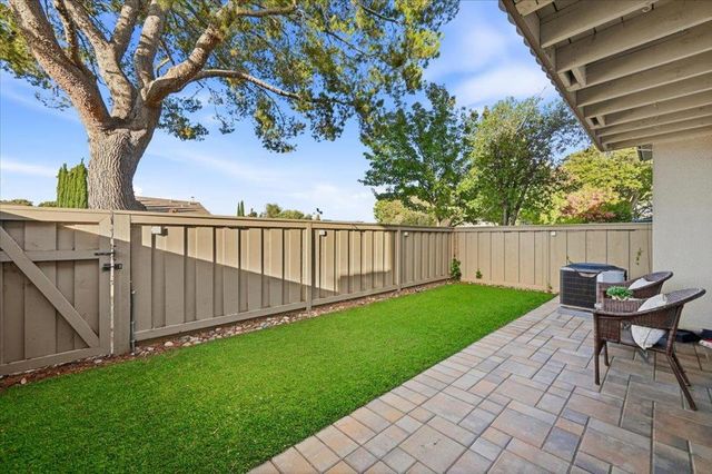 655 Libra Lane, Foster City, CA 94404