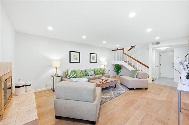 655 Libra Lane, Foster City, CA 94404