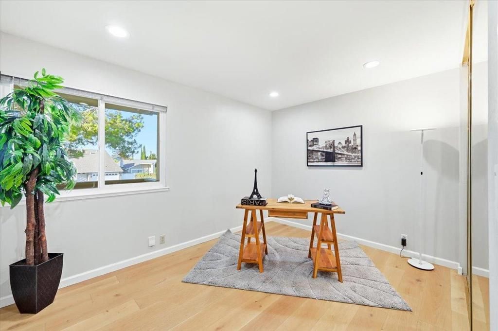 Image 16 of property listing at 655 Libra Lane, Foster City, CA 94404