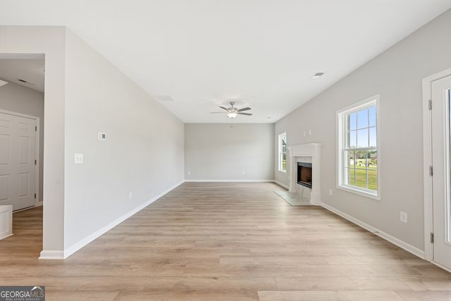112 Beaver Creek Way 260, Lagrange, GA 30241