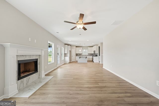 112 Beaver Creek Way 260, Lagrange, GA 30241