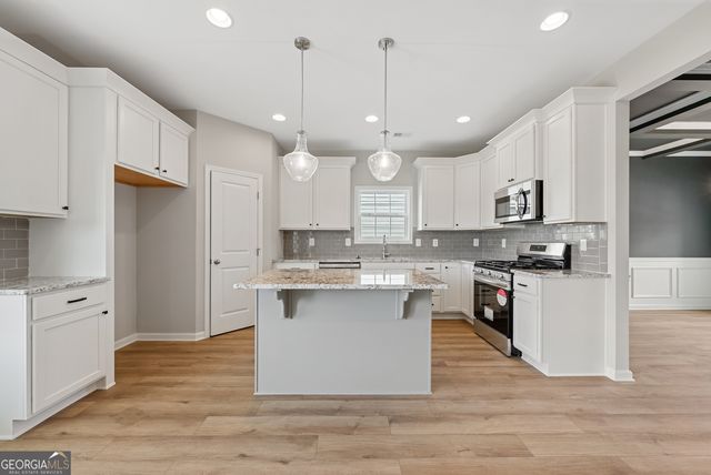 112 Beaver Creek Way 260, Lagrange, GA 30241