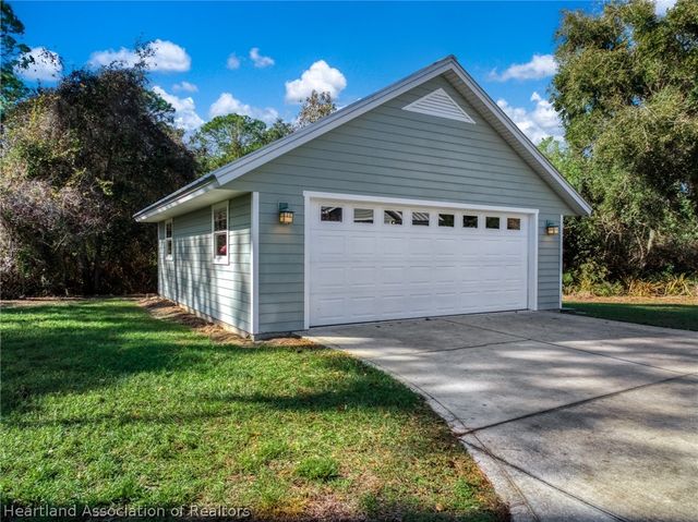 116 S Huntley Drive, Lake Placid, FL 33852