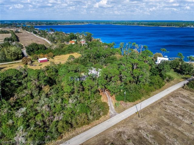 116 S Huntley Drive, Lake Placid, FL 33852