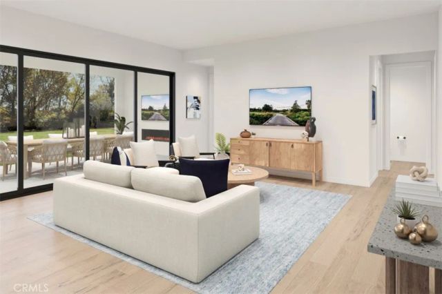 2071 W Pearl Street, Encinitas, CA 92024