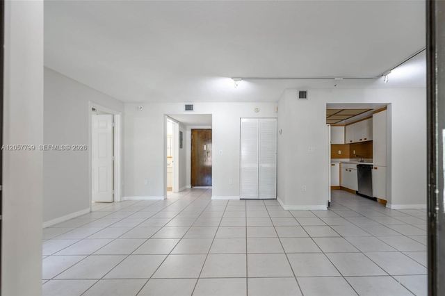 9015 SW 125th Ave N207, Miami, FL 33186