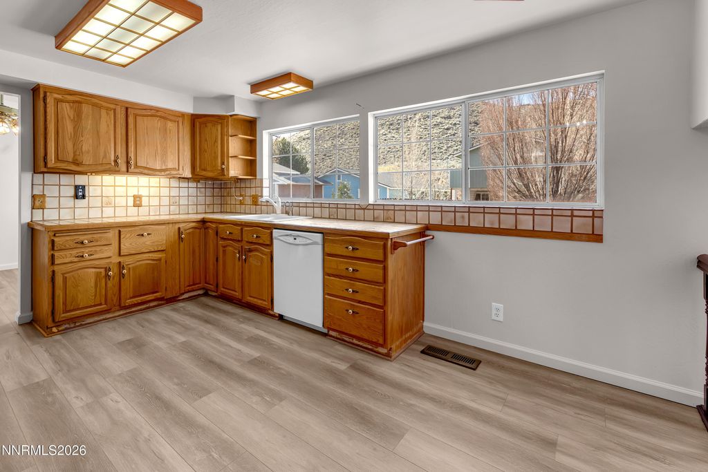 Image 12 of property listing at 4505 Gorc Way, Reno, NV 89502