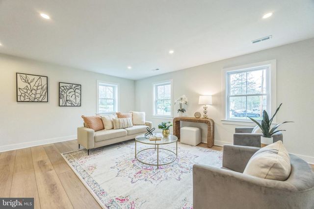605 BOWERS LANE, Wallingford, PA 19086