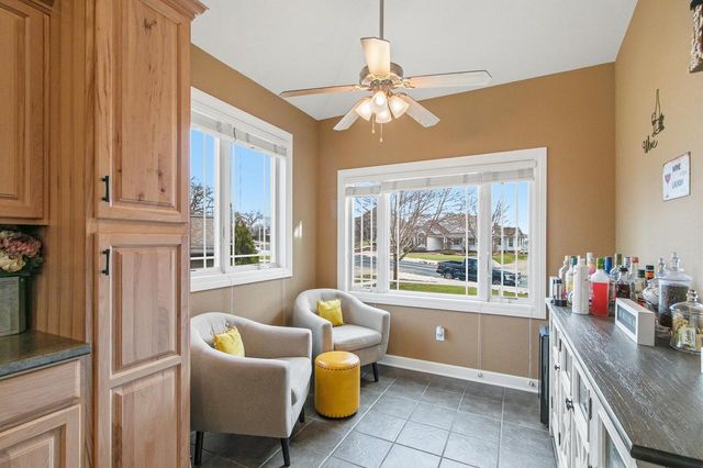 614 Woodhaven Court, Cambridge, WI 53523