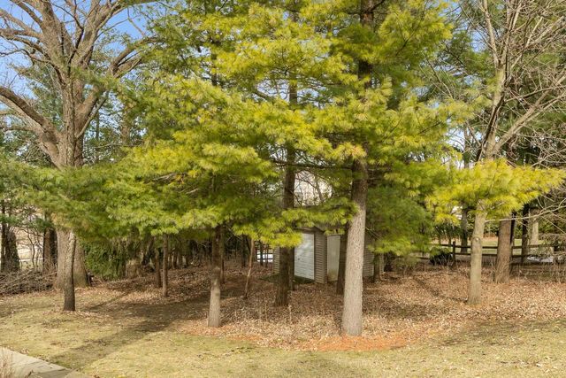 614 Woodhaven Court, Cambridge, WI 53523