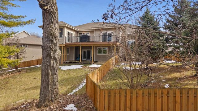 614 Woodhaven Court, Cambridge, WI 53523