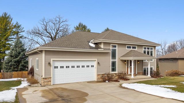 614 Woodhaven Court, Cambridge, WI 53523
