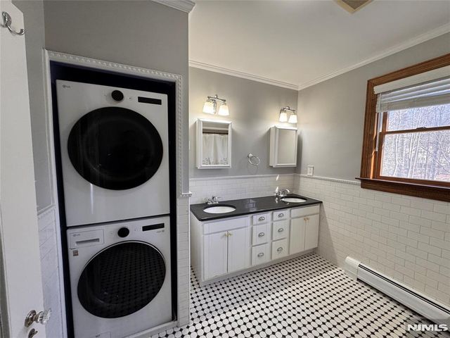 232 Franklin Turnpike, Allendale, NJ 07401