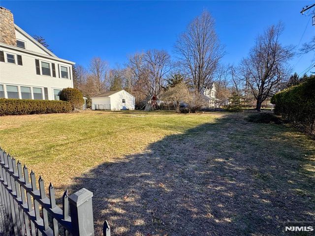 232 Franklin Turnpike, Allendale, NJ 07401