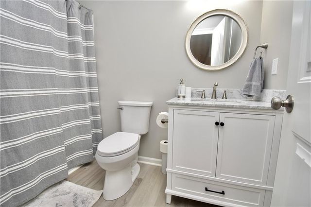 1928 Carter Court, Liberty, MO 64068