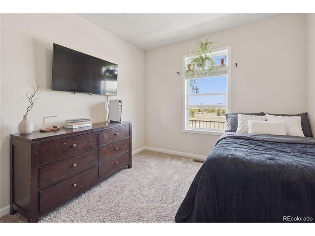 44076 Morning Star Ct, Elizabeth, CO 80107