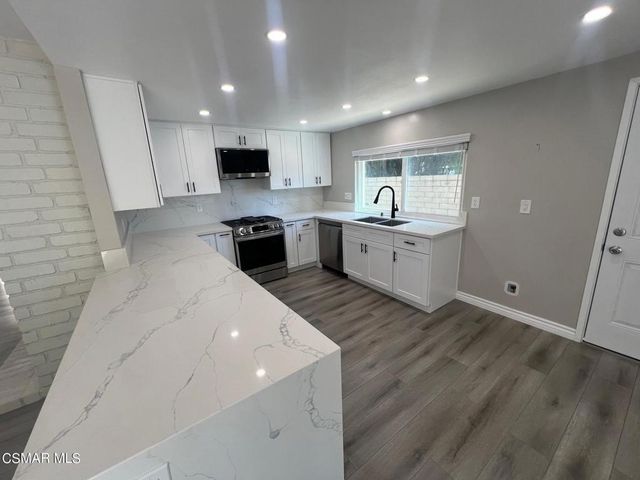 2800 Regina Avenue, Thousand Oaks, CA 91360