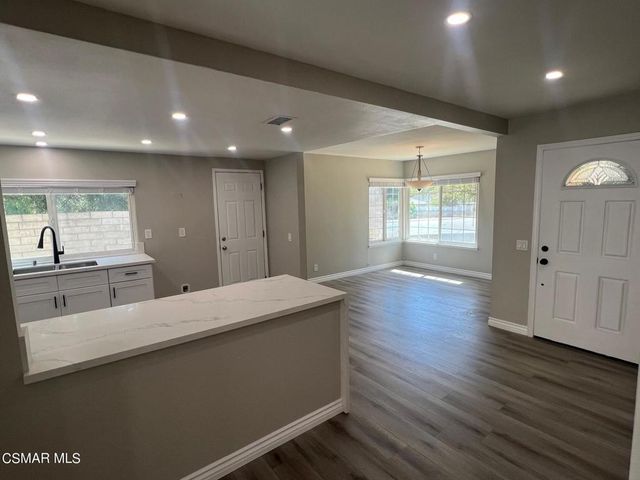 2800 Regina Avenue, Thousand Oaks, CA 91360
