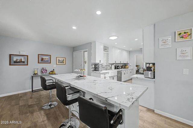 10718 W CHERYL Drive, Sun City, AZ 85351