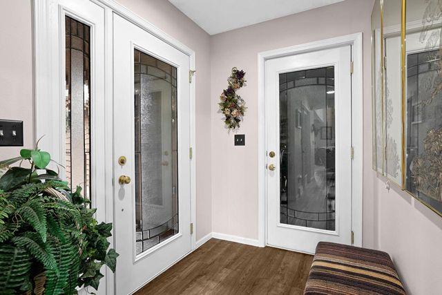 1025 Lauderdale N, Onalaska, WI 54650